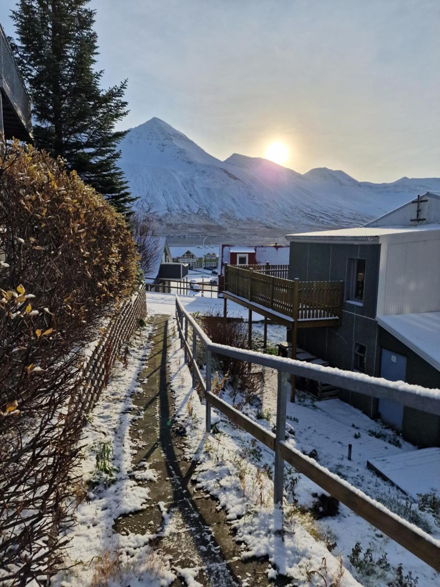 Landakot The Perfect Getaway By Staynorth Siglufjordur Exterior foto